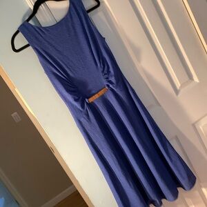 David Meister blue dress w/metal accent. Back zip preowned. Lined. Size 8